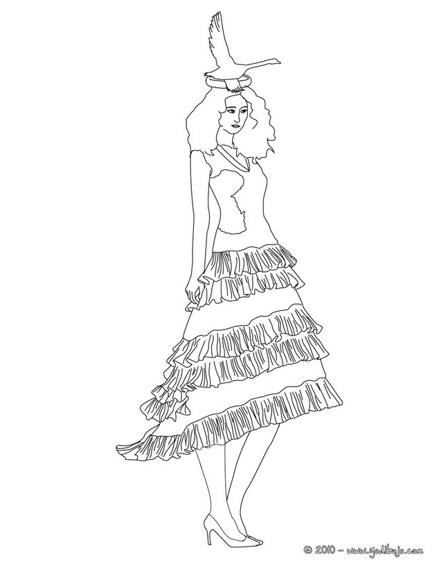 princess-standing-up-with-a-very-beautiful-dress-01-tc7