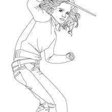 Dibujo para colorear Emma Watson en Hermione Granger con su varita mágica