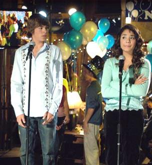 HIGH SCHOOL MUSICAL START OF SOMETHING NEW EN ESPANOL high school musical start of something new en espanol: