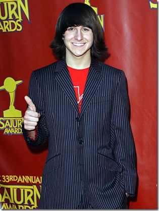 mitchel-musso-manuelanorga