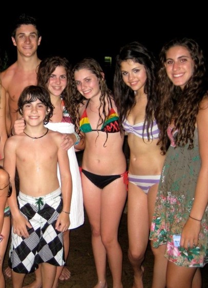 Images Of Selena Gomez In A Bikini. 2010 selena gomez bikini.