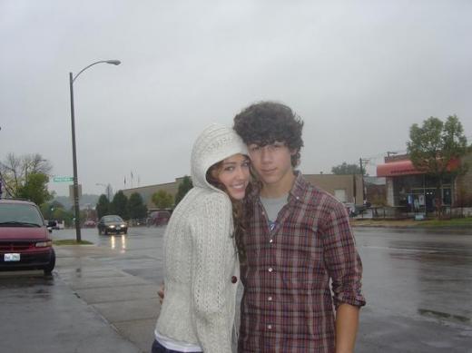 http://images.yodibujo.es/_uploads/membres/articles/20090105/a04kw_mas-lindu-niley_y8s.jpg