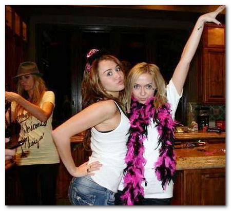 miley-myspace-photo-11 Miley Cyrus miley myspace