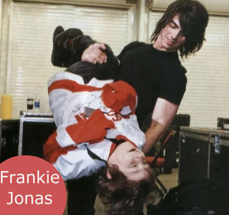 Copyof2rejec2.jpg joe jonas using frankie jonas as a free weight image by ojd001