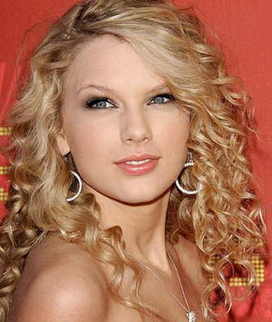 Taylor Swift Pictures and Hairstyles