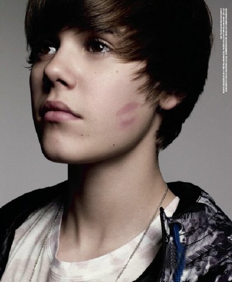 justin bieber rihanna kiss. Justin Bieber ostenta el lugar