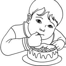 Dibujo para colorear : Niño comiendo pastel de cumpleaños