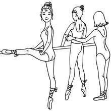 Dibujo para colorear : bailarinas ensayando las posiciones en la barra
